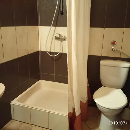 Polski Dom Wczasowy Nad Balatonem Affittacamere Siófok